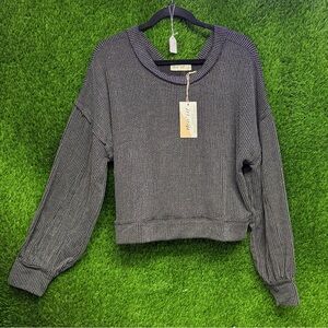 Very J Gray Ribbed Knit Sweater